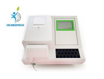 Semi Auto Chemistry Analyzer Machine