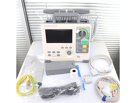 7 Inch Screen 5-Lead ECG Defibrillator