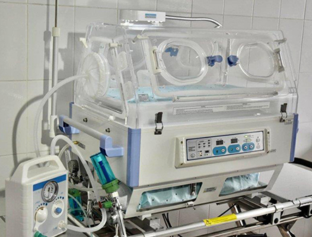 Hospital Neonatal Infant Transport Baby Incubator